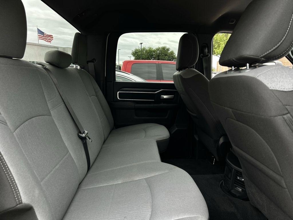 RAM 3500 Big Horn Crew Cab LWB 4WD DRW 2024