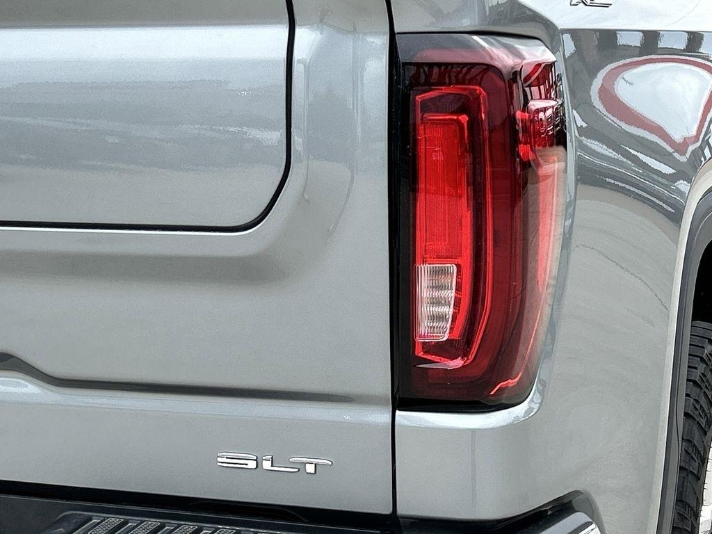 GMC Sierra 1500 SLT Crew Cab 4WD 2024