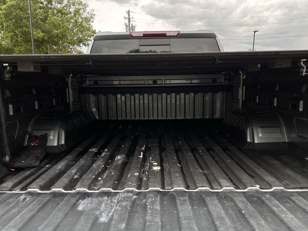 GMC Sierra 1500 SLT Crew Cab 4WD 2024