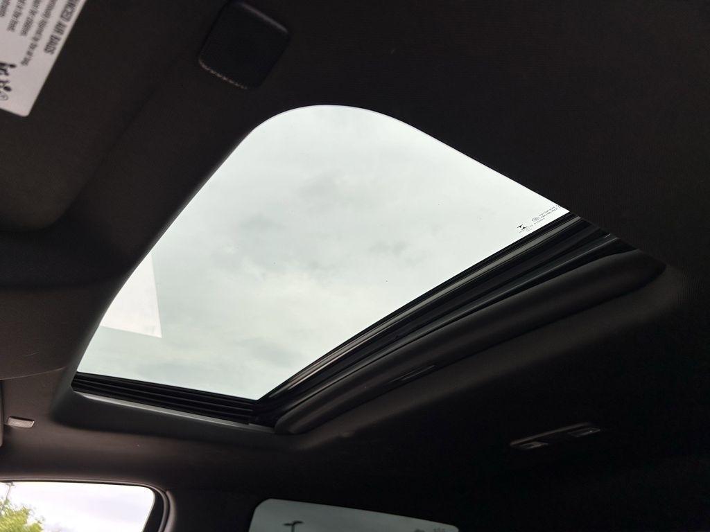 GMC Sierra 1500 Limited AT4 Crew Cab Long Box 4WD 2022