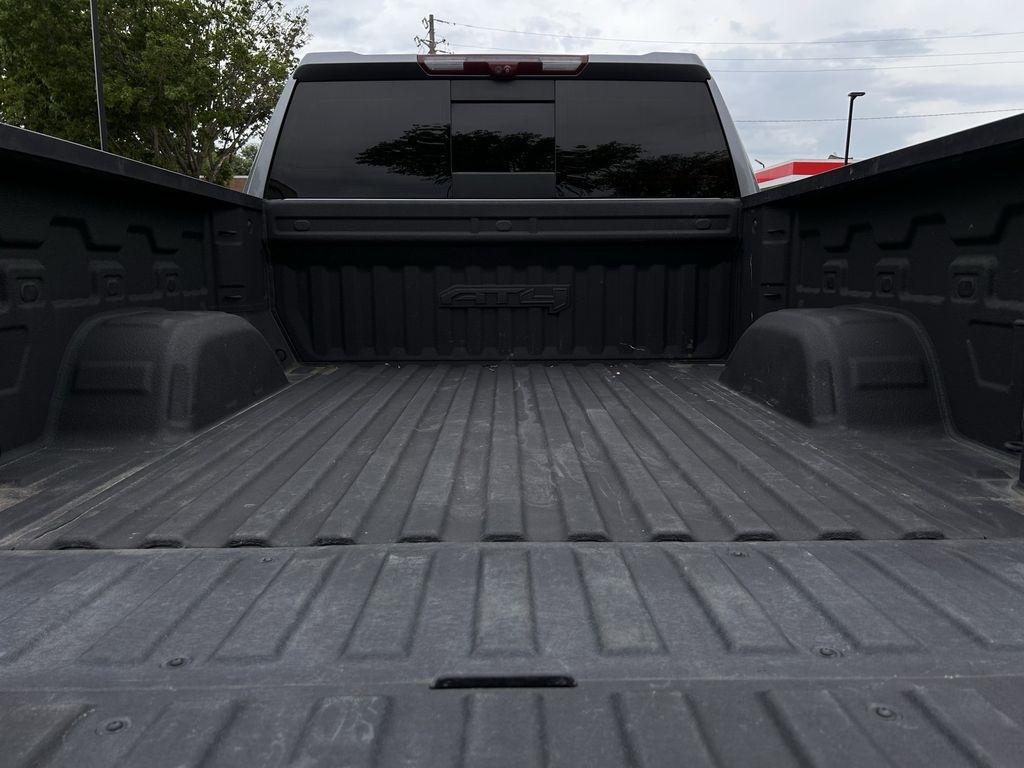 GMC Sierra 1500 Limited AT4 Crew Cab Long Box 4WD 2022