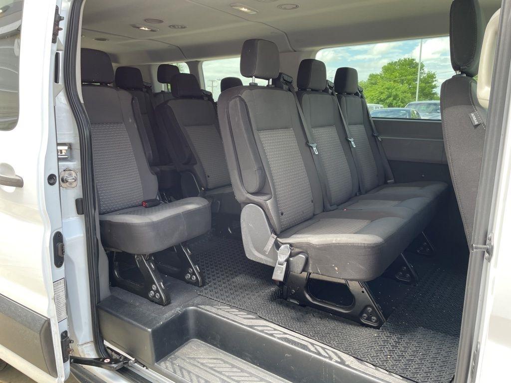 Ford Transit 350 Wagon Low Roof XLT w/Sliding Pass. 148-in. WB 2021