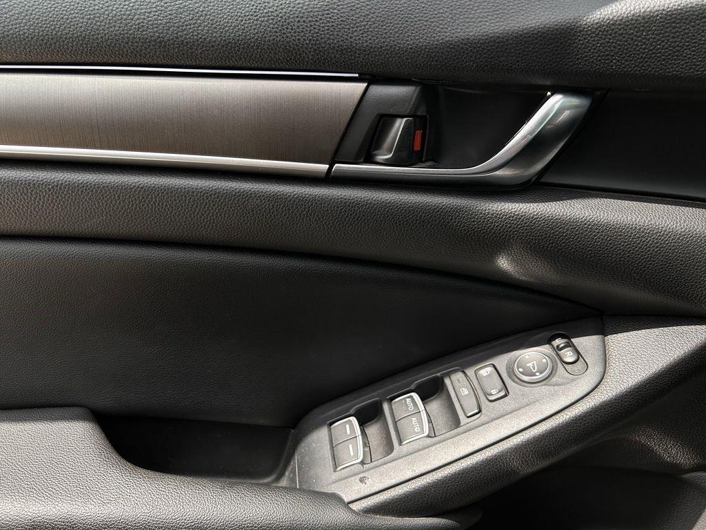 Honda Accord LX CVT 2020