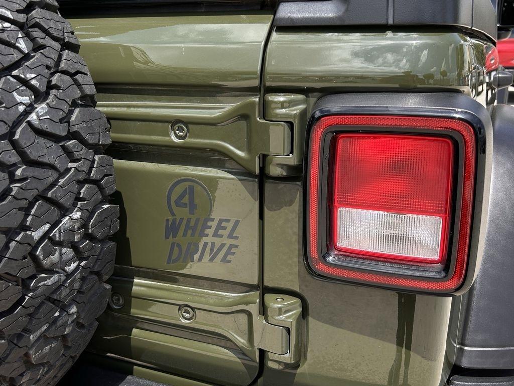 Jeep Wrangler Unlimited Willys Sport 2021