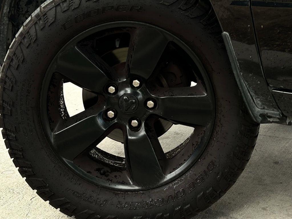 RAM 1500 SLT Crew Cab SWB 4WD 2018