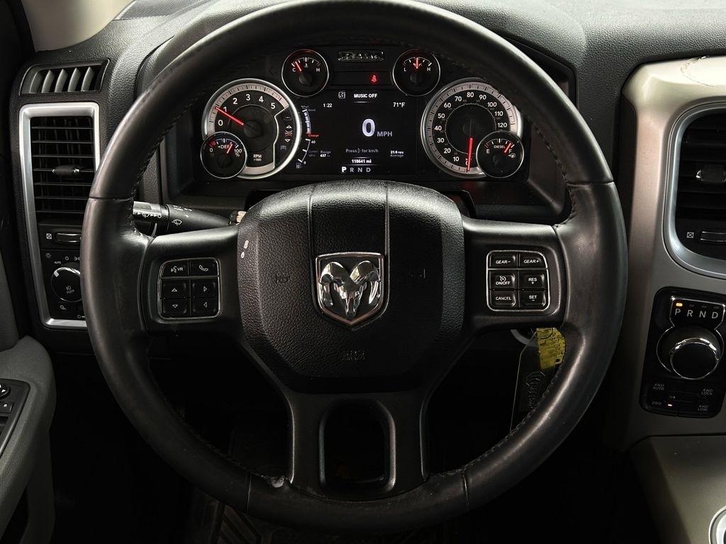 RAM 1500 SLT Crew Cab SWB 4WD 2018