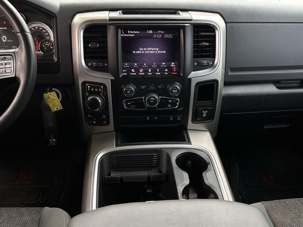 RAM 1500 SLT Crew Cab SWB 4WD 2018