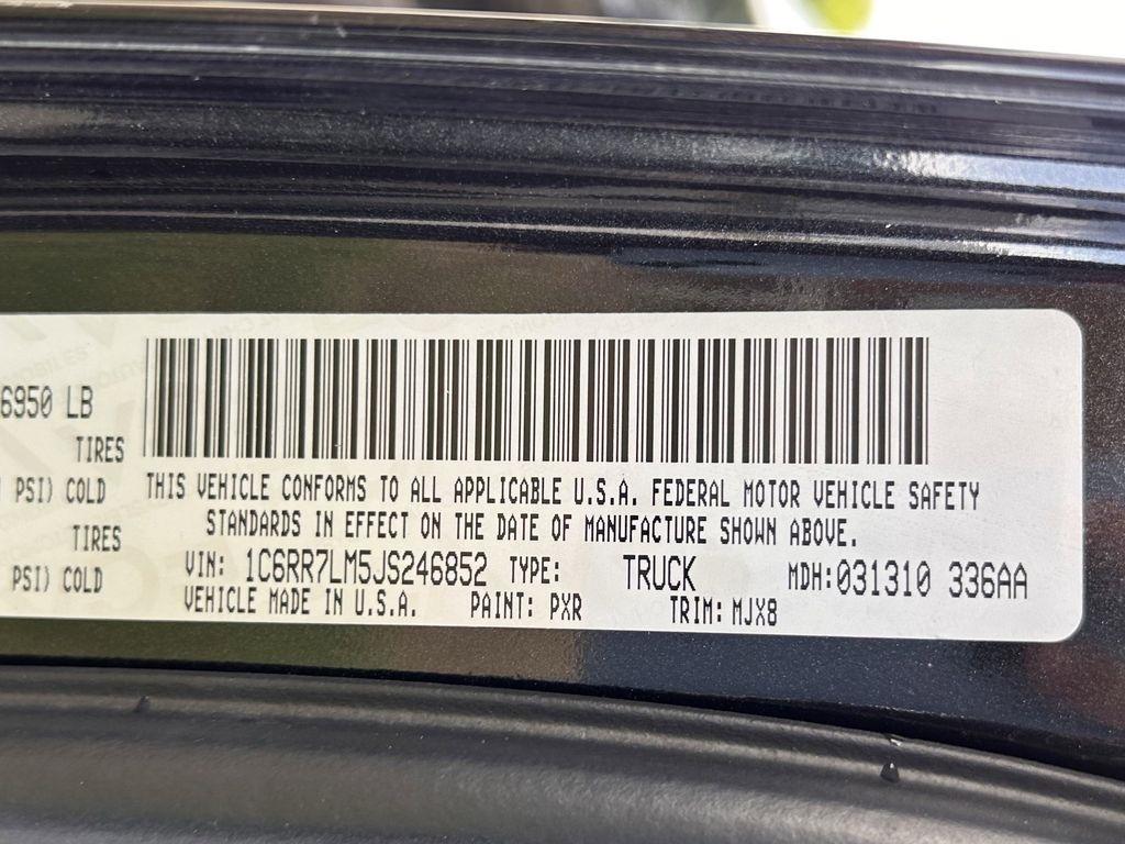 RAM 1500 SLT Crew Cab SWB 4WD 2018