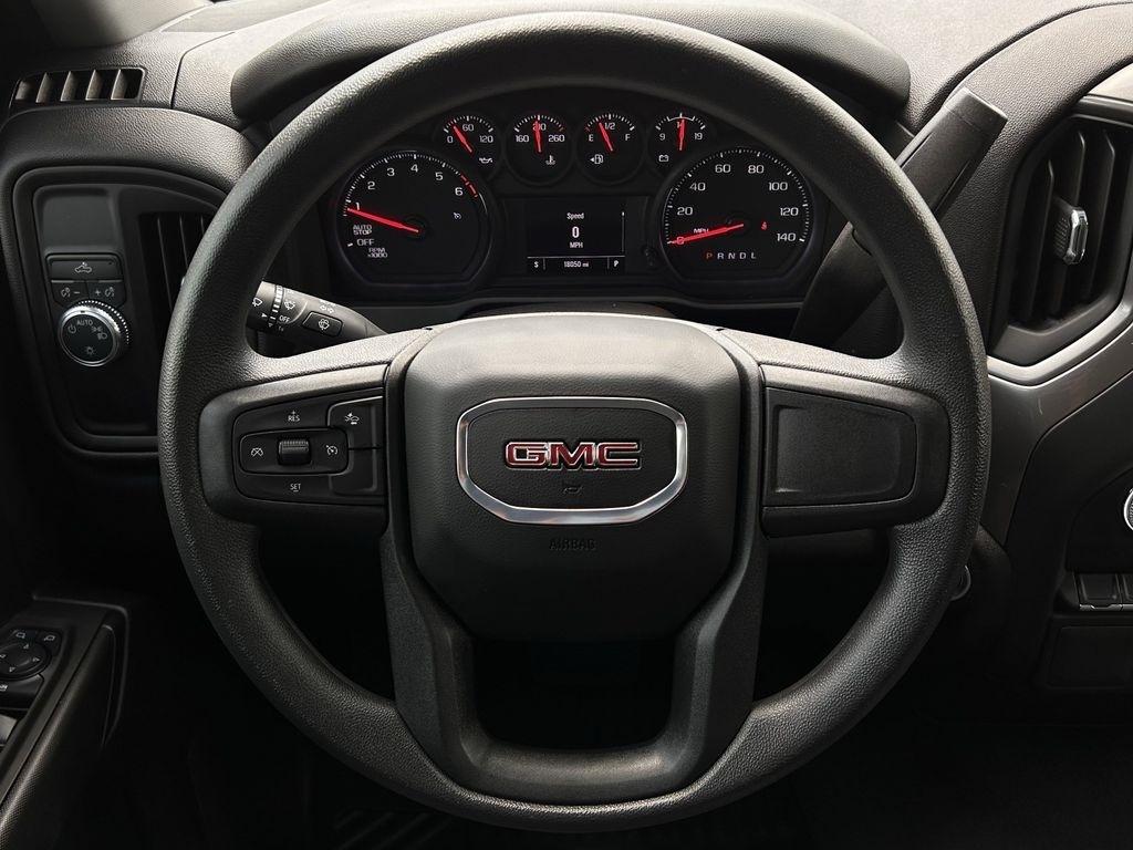 GMC Sierra 1500 Pro Crew Cab Short Box 2WD 2024