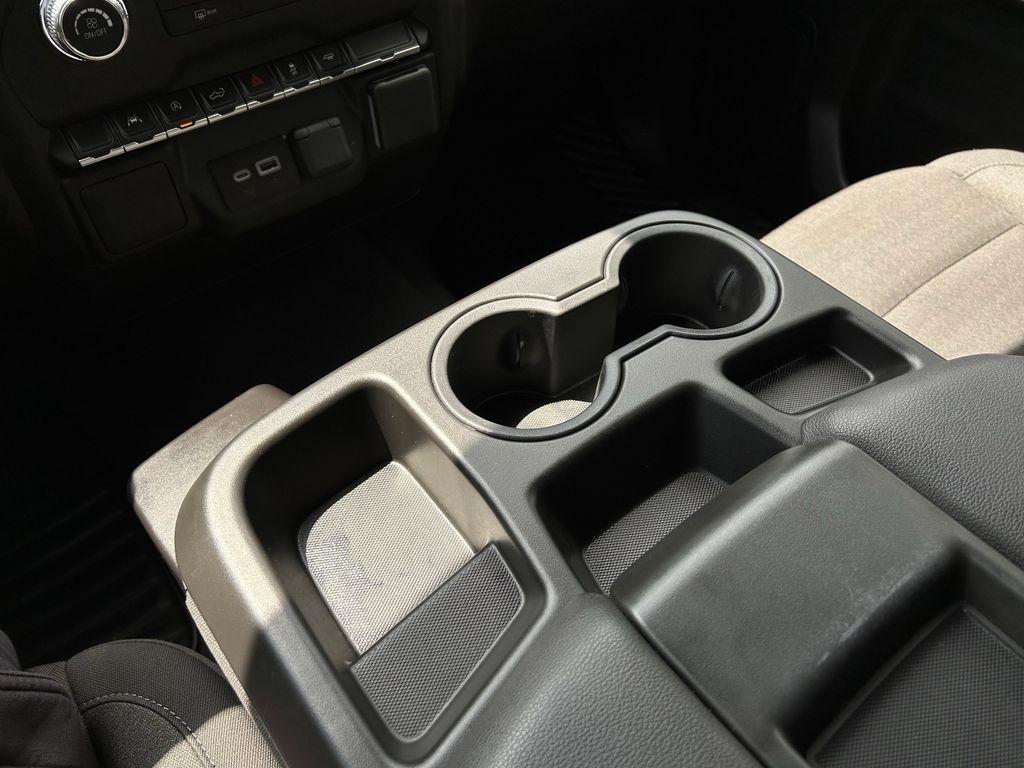 GMC Sierra 1500 Pro Crew Cab Short Box 2WD 2024