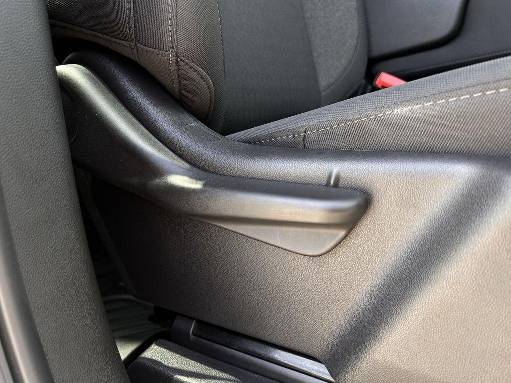 GMC Sierra 1500 Pro Crew Cab Short Box 2WD 2024