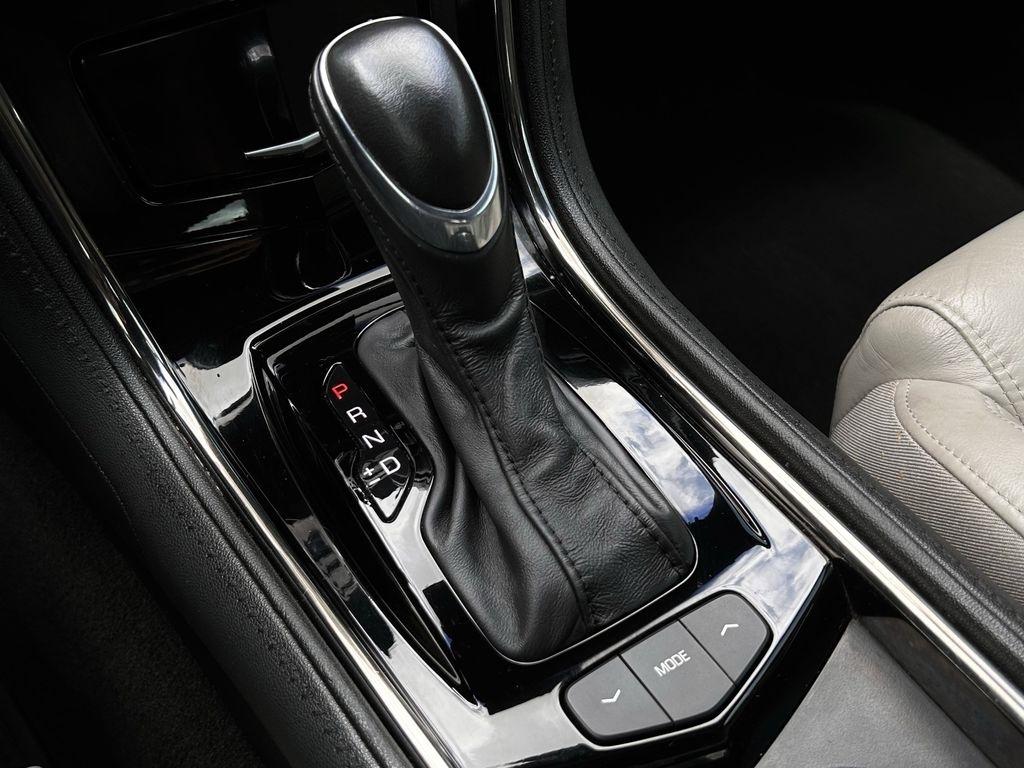 Cadillac ATS-V Coupe 2016