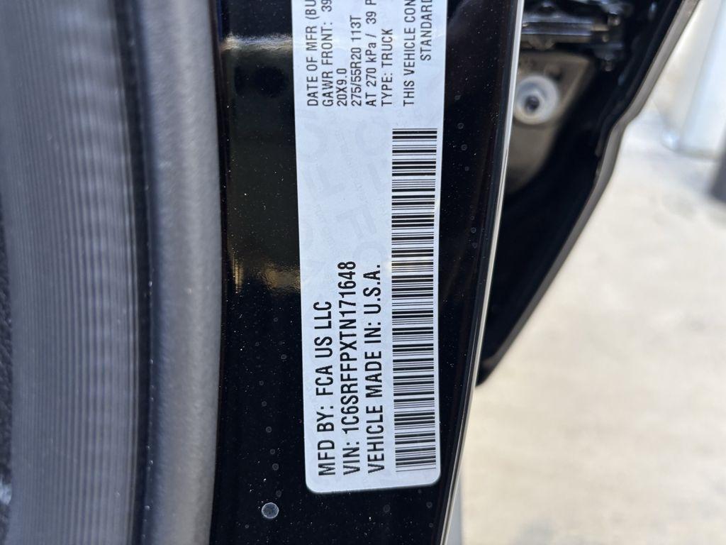 RAM 1500 Big Horn Crew Cab SWB 4WD 2026