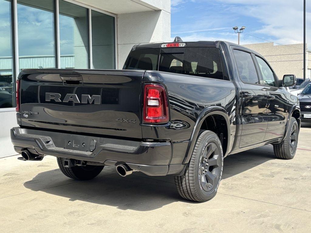 RAM 1500 Big Horn Crew Cab SWB 4WD 2026