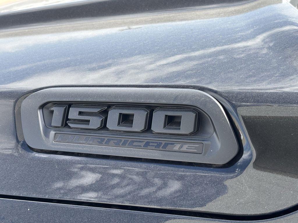 RAM 1500 Big Horn Crew Cab SWB 4WD 2026