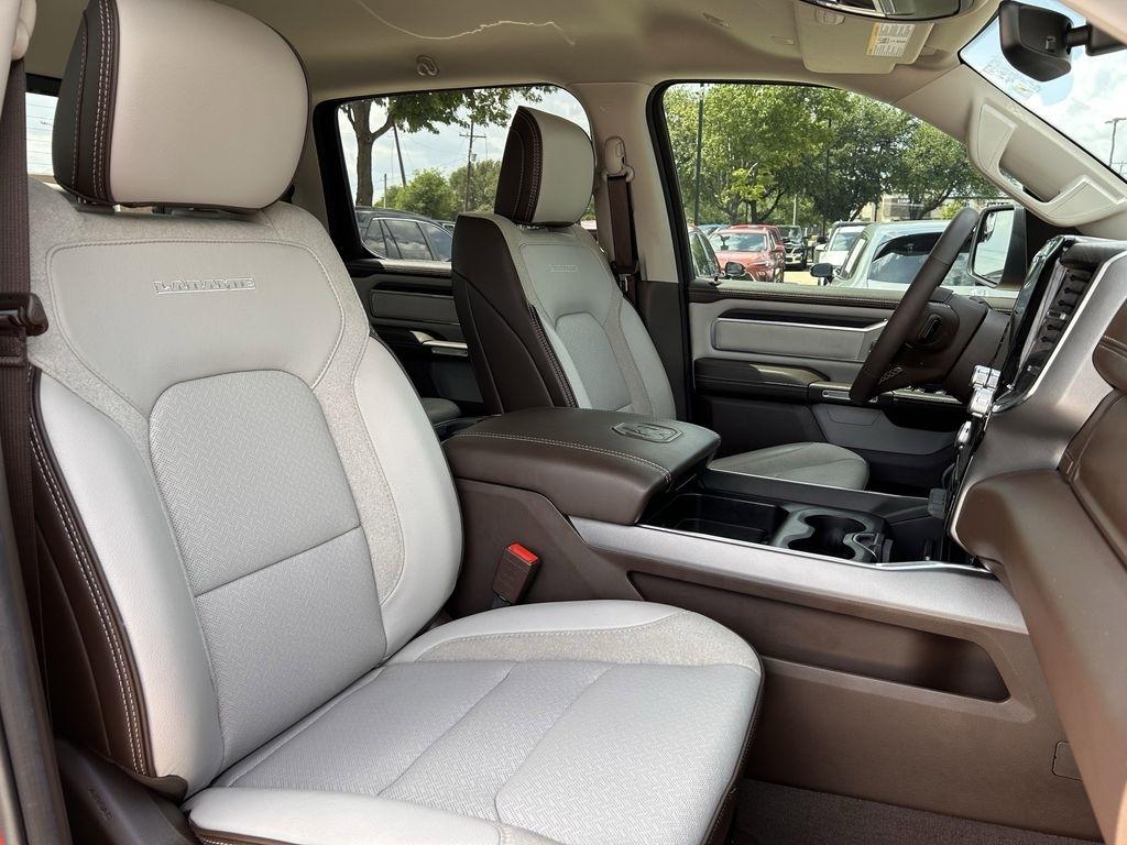 RAM 1500 Laramie Crew Cab SWB 4WD 2025