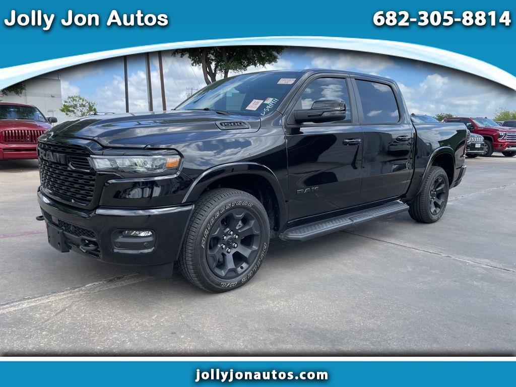 RAM 1500 Big Horn Crew Cab SWB 4WD 2026