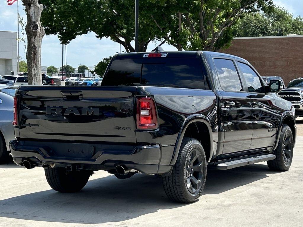 RAM 1500 Big Horn Crew Cab SWB 4WD 2026