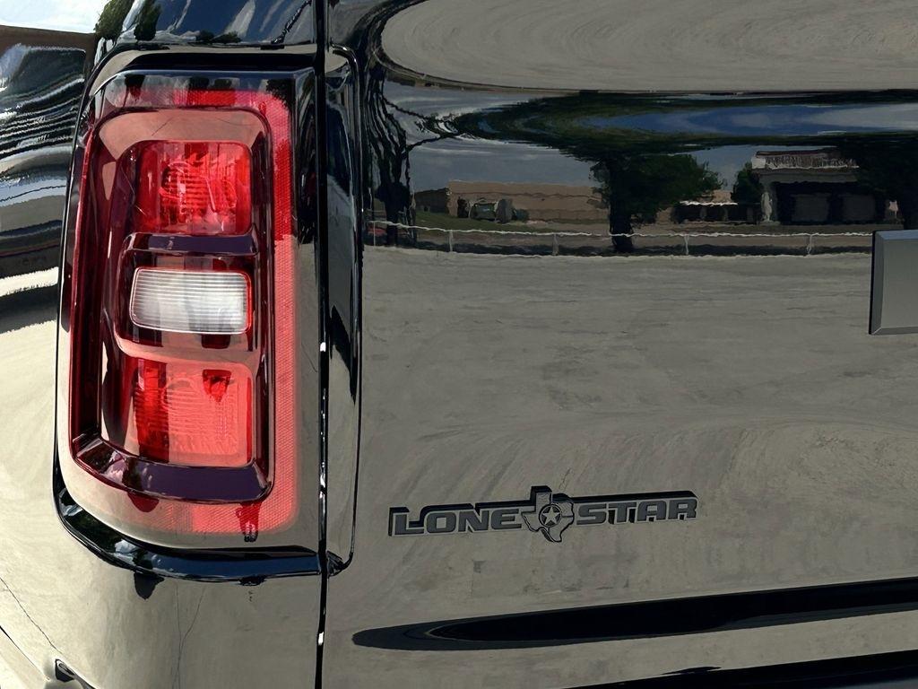 RAM 1500 Big Horn Crew Cab SWB 4WD 2026