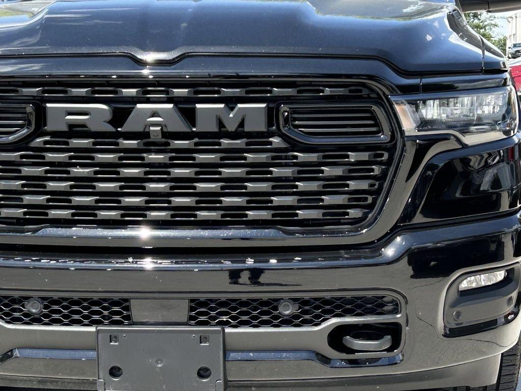 RAM 1500 Big Horn Crew Cab SWB 4WD 2026