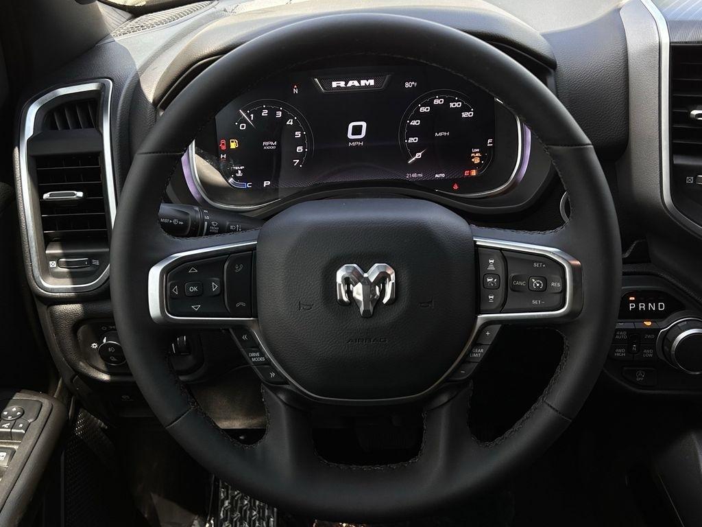 RAM 1500 Big Horn Crew Cab SWB 4WD 2026