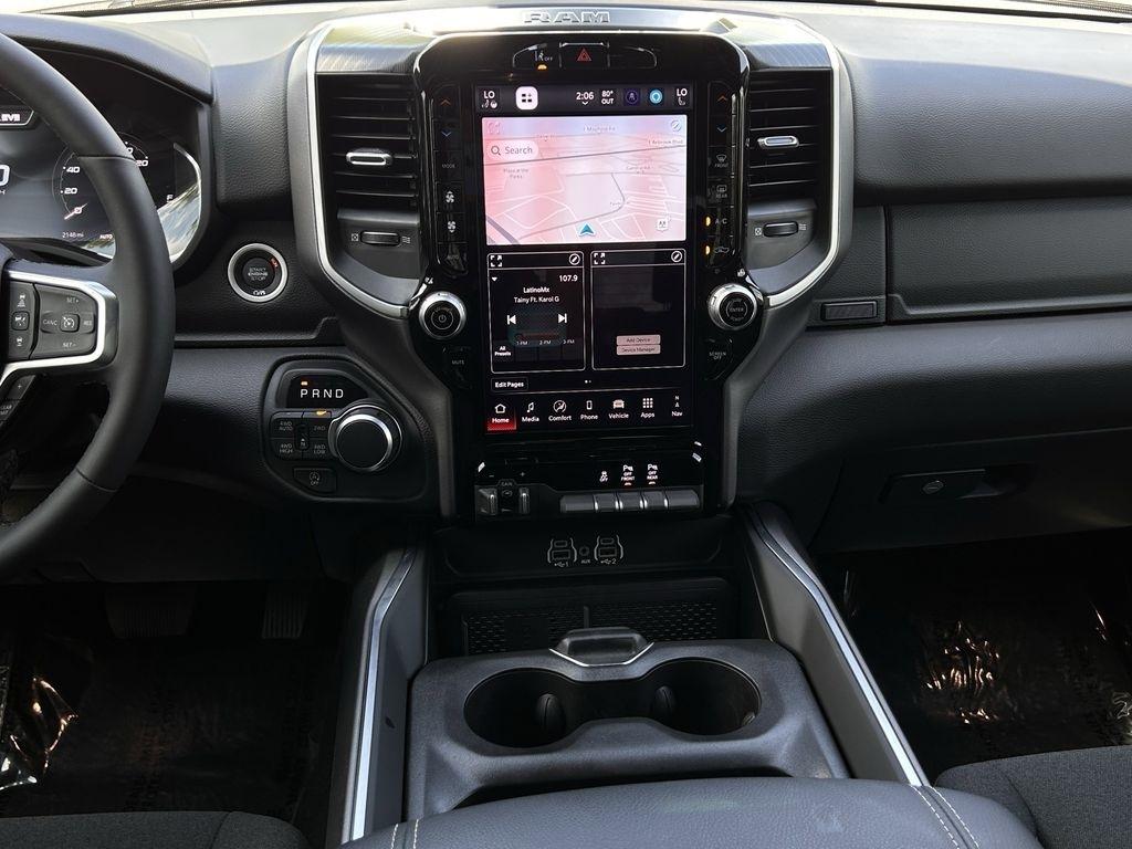 RAM 1500 Big Horn Crew Cab SWB 4WD 2026