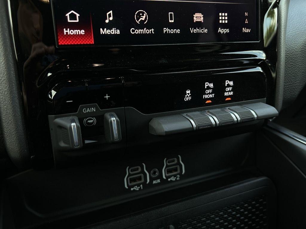 RAM 1500 Big Horn Crew Cab SWB 4WD 2026