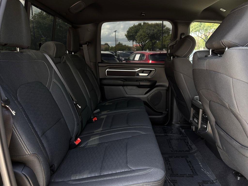 RAM 1500 Big Horn Crew Cab SWB 4WD 2026