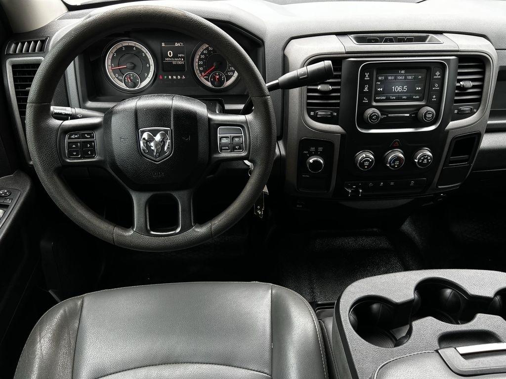 RAM 2500 Tradesman Crew Cab SWB 4WD 2018