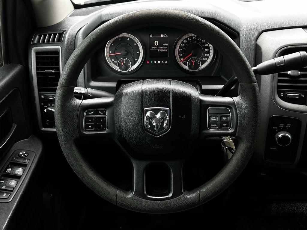 RAM 2500 Tradesman Crew Cab SWB 4WD 2018