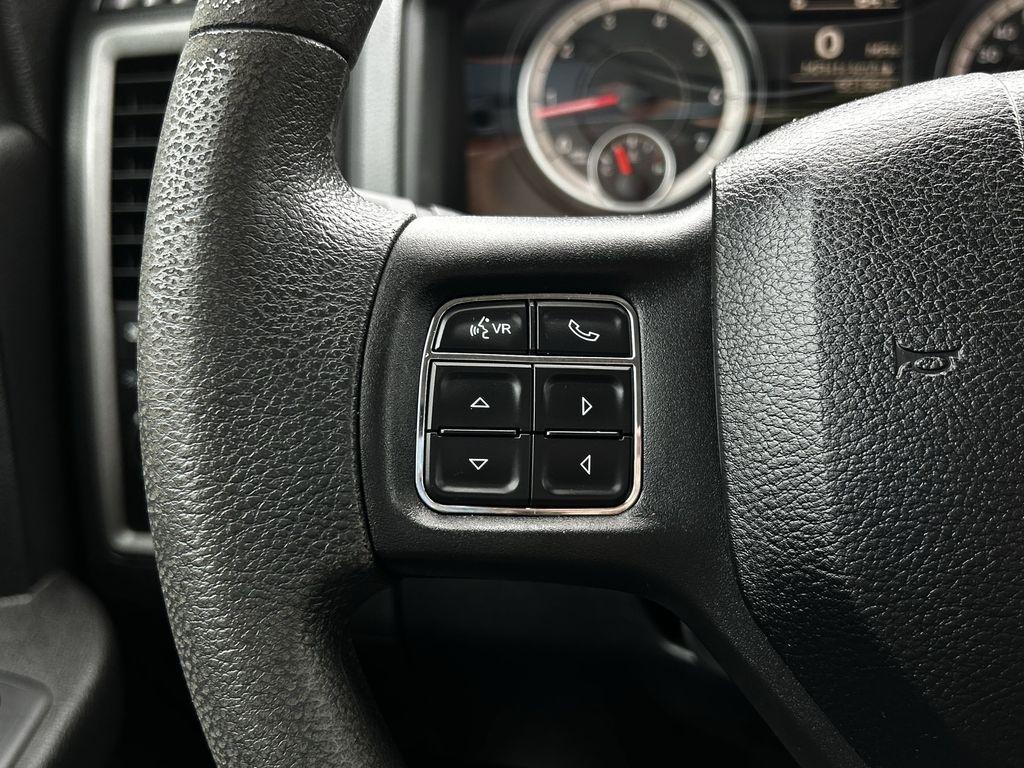 RAM 2500 Tradesman Crew Cab SWB 4WD 2018