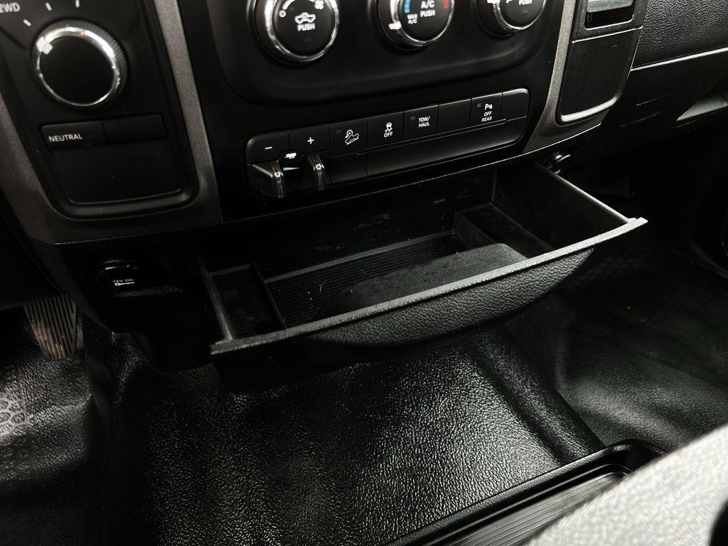 RAM 2500 Tradesman Crew Cab SWB 4WD 2018