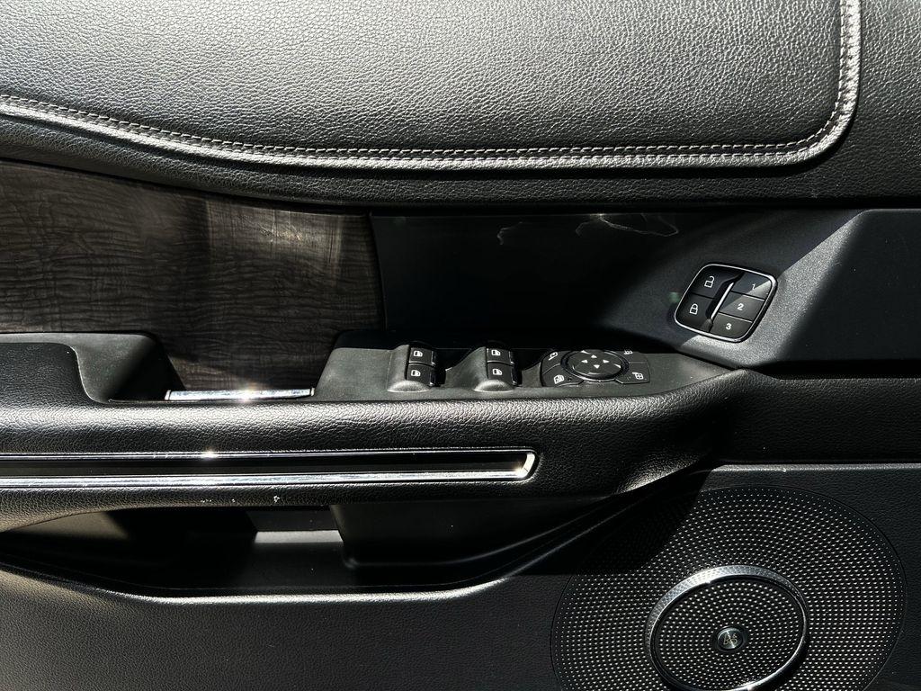 Ford Expedition Limited 2020