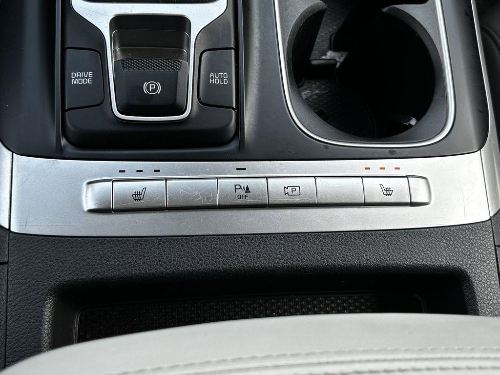 Kia Carnival LX Seat Package 2023
