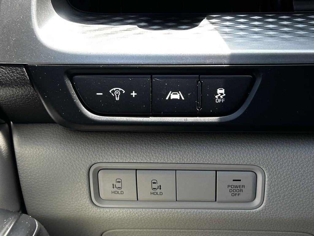 Kia Carnival LX Seat Package 2023