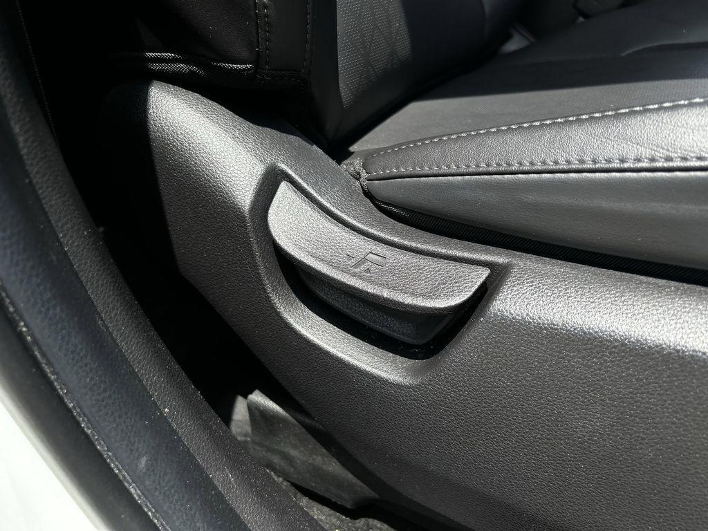Kia Carnival LX Seat Package 2023
