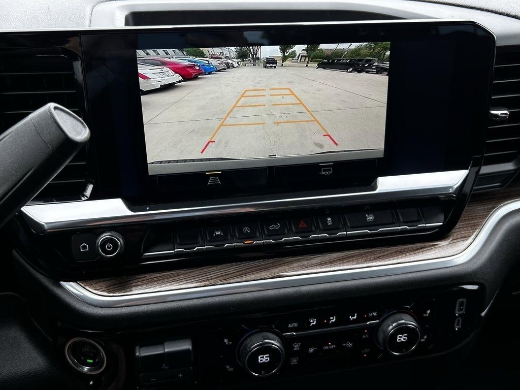 Chevrolet Silverado 1500 LT Crew Cab 2WD 2025