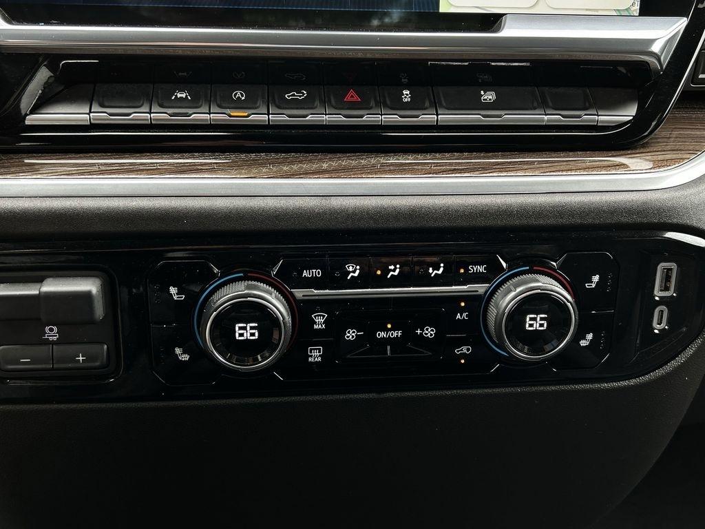 Chevrolet Silverado 1500 LT Crew Cab 2WD 2025