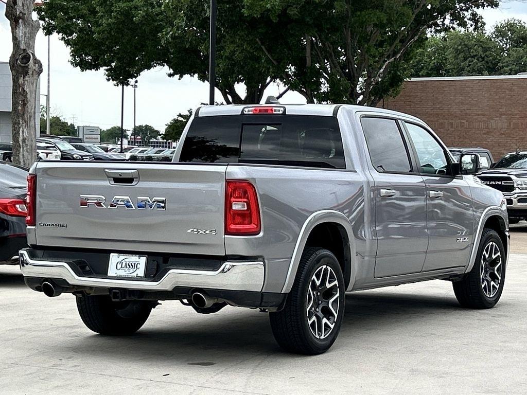 RAM 1500 Laramie Crew Cab SWB 4WD 2025