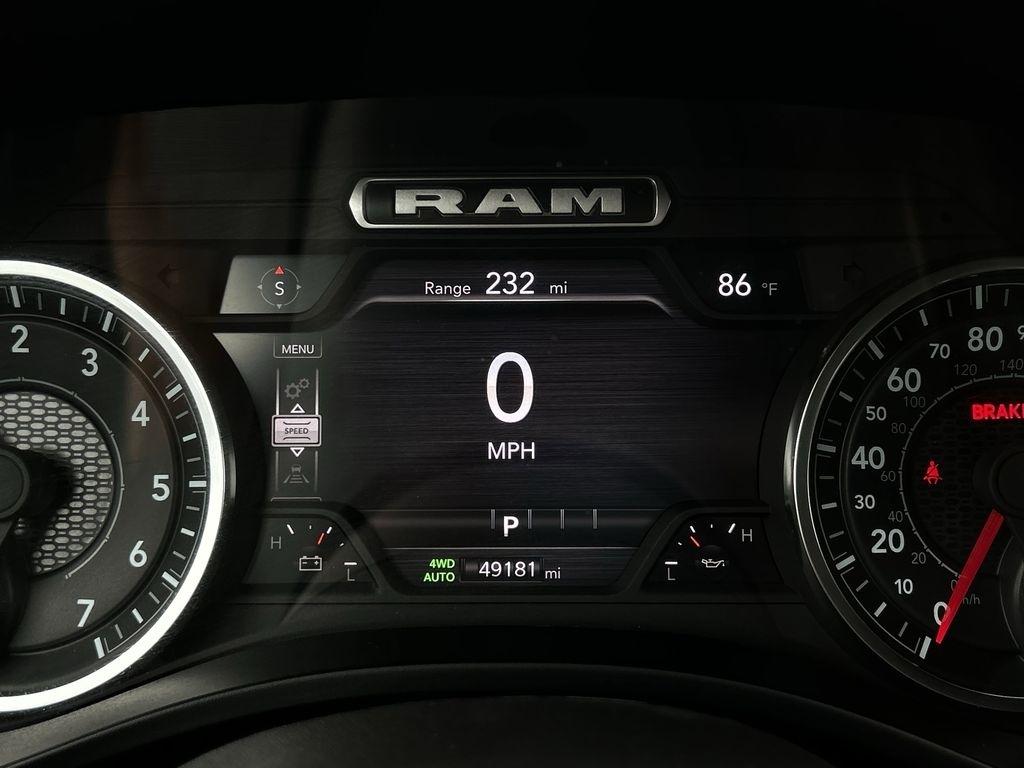 RAM 1500 Laramie Crew Cab SWB 4WD 2025