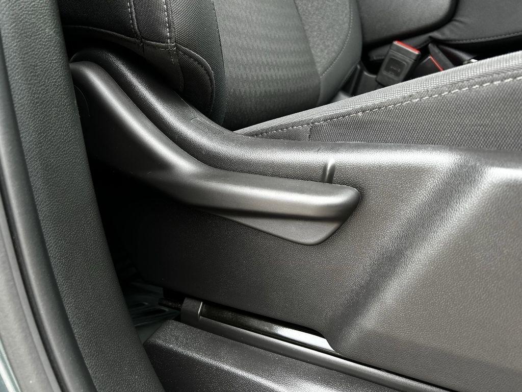 Chevrolet Silverado 1500 LT Crew Cab 2WD 2025