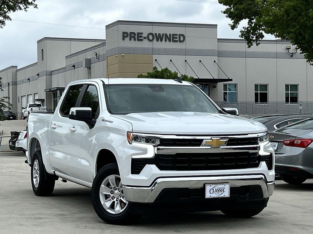 Chevrolet Silverado 1500 LT Crew Cab 2WD 2025