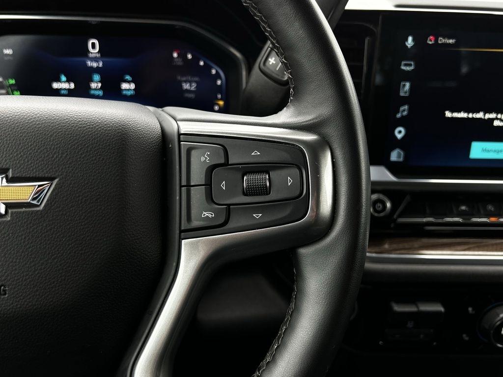 Chevrolet Silverado 1500 LT Crew Cab 2WD 2025