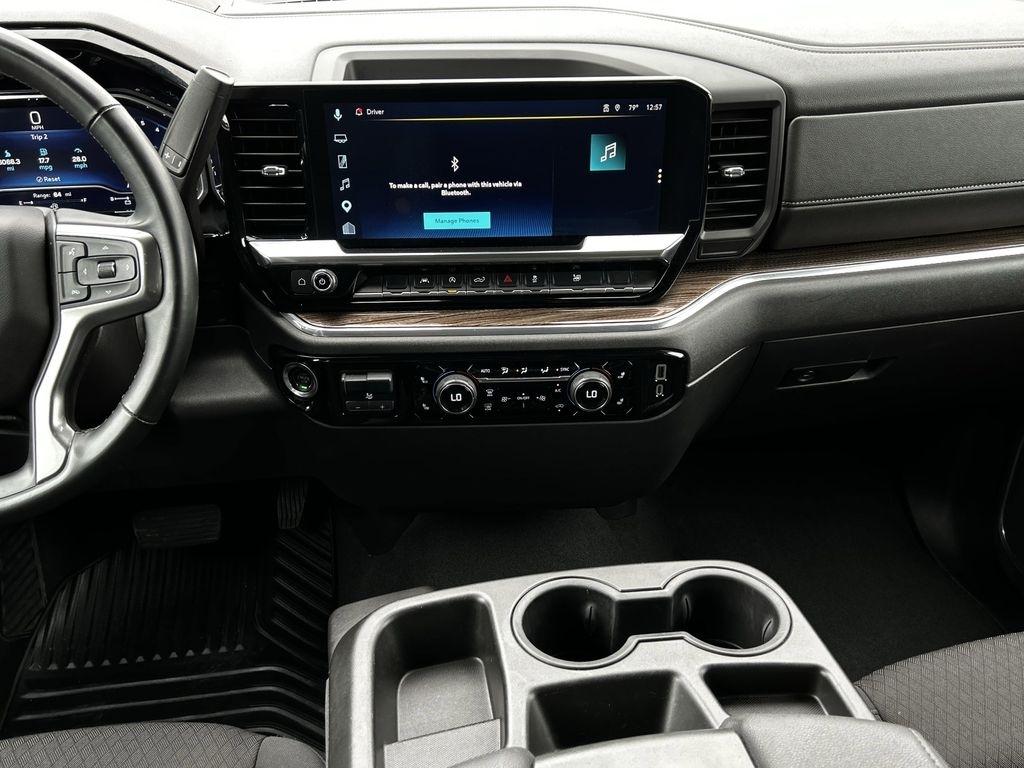 Chevrolet Silverado 1500 LT Crew Cab 2WD 2025