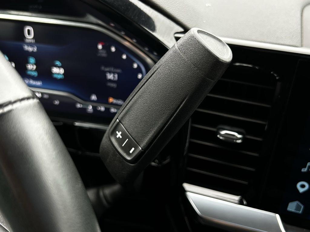 Chevrolet Silverado 1500 LT Crew Cab 2WD 2025