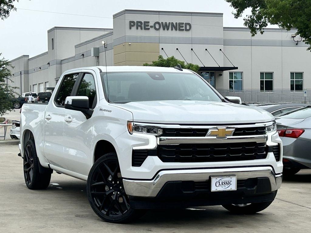 Chevrolet Silverado 1500 LT Crew Cab 2WD 2025
