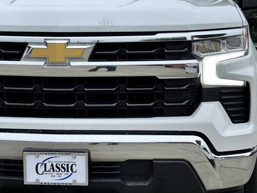 Chevrolet Silverado 1500 LT Crew Cab 2WD 2025
