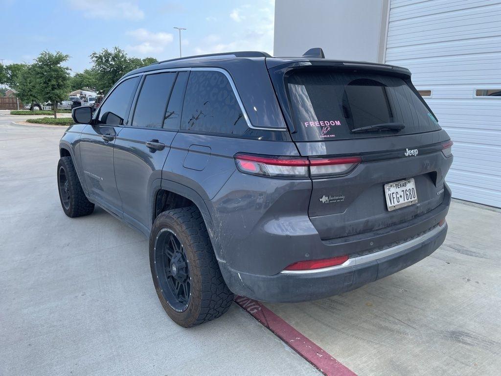 Jeep Grand Cherokee Laredo E 2WD 2023