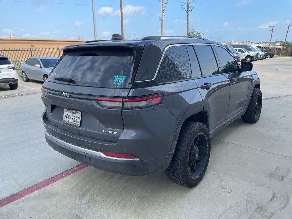 Jeep Grand Cherokee Laredo E 2WD 2023