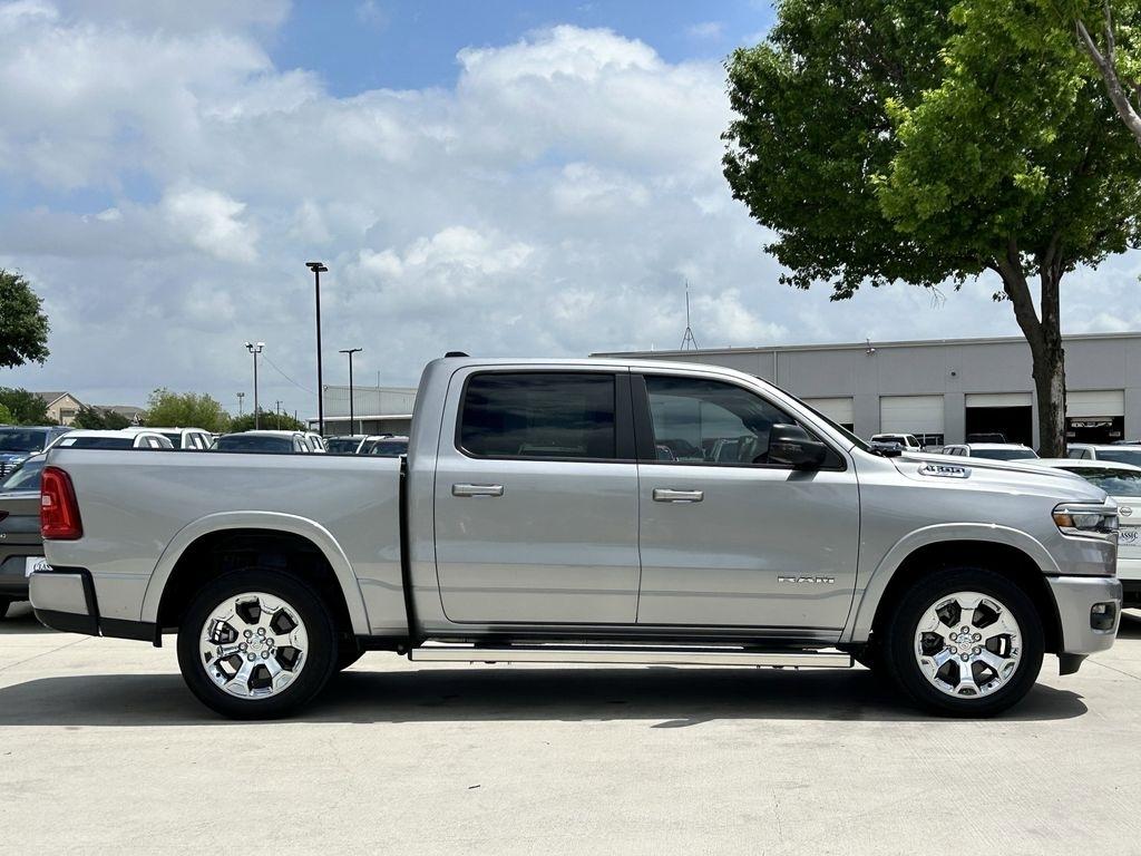 RAM 1500 Big Horn Crew Cab SWB 4WD 2025